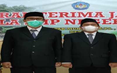 SERAH TERIMA JABATAN KEPALA SEKOLAH SMP NEGERI 2 KOKAP
